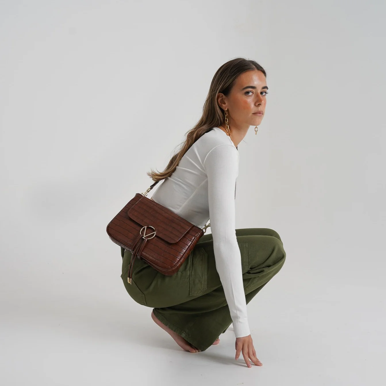 LOA BROWN - Image 3